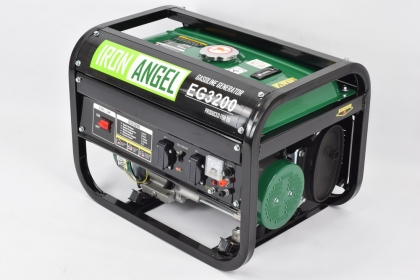  синхронный бензогенератор на дачу Iron Angel EG3200 