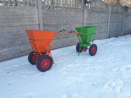 Разбрасыватель ручной