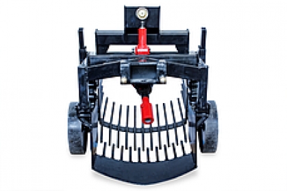 Картофелекопалка грохотная Мотор Сич КВГ-1 (АМG) вид спереди