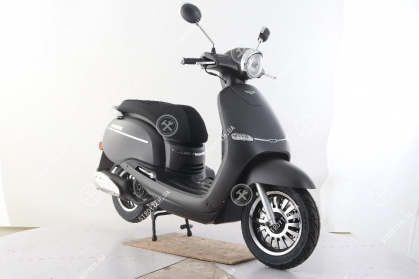 Скутер FORTE CRUISE 150CC для городских и сельских дорог