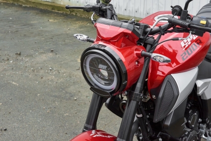 Мотоцикл SP200R-33